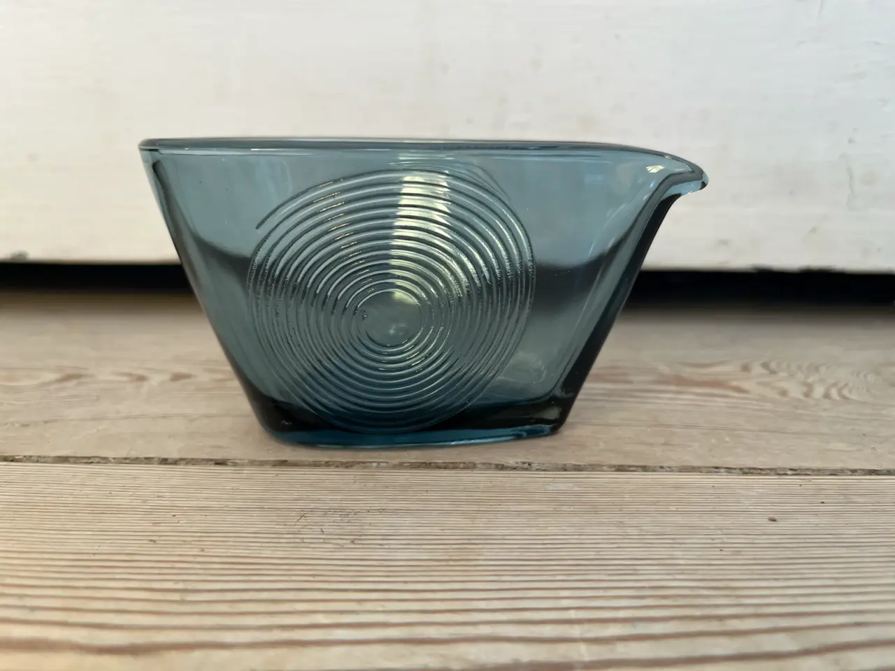 Billede 1 - Smuk grå glas Flødekande