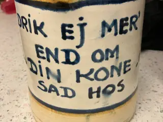 Drikkekrus og kande