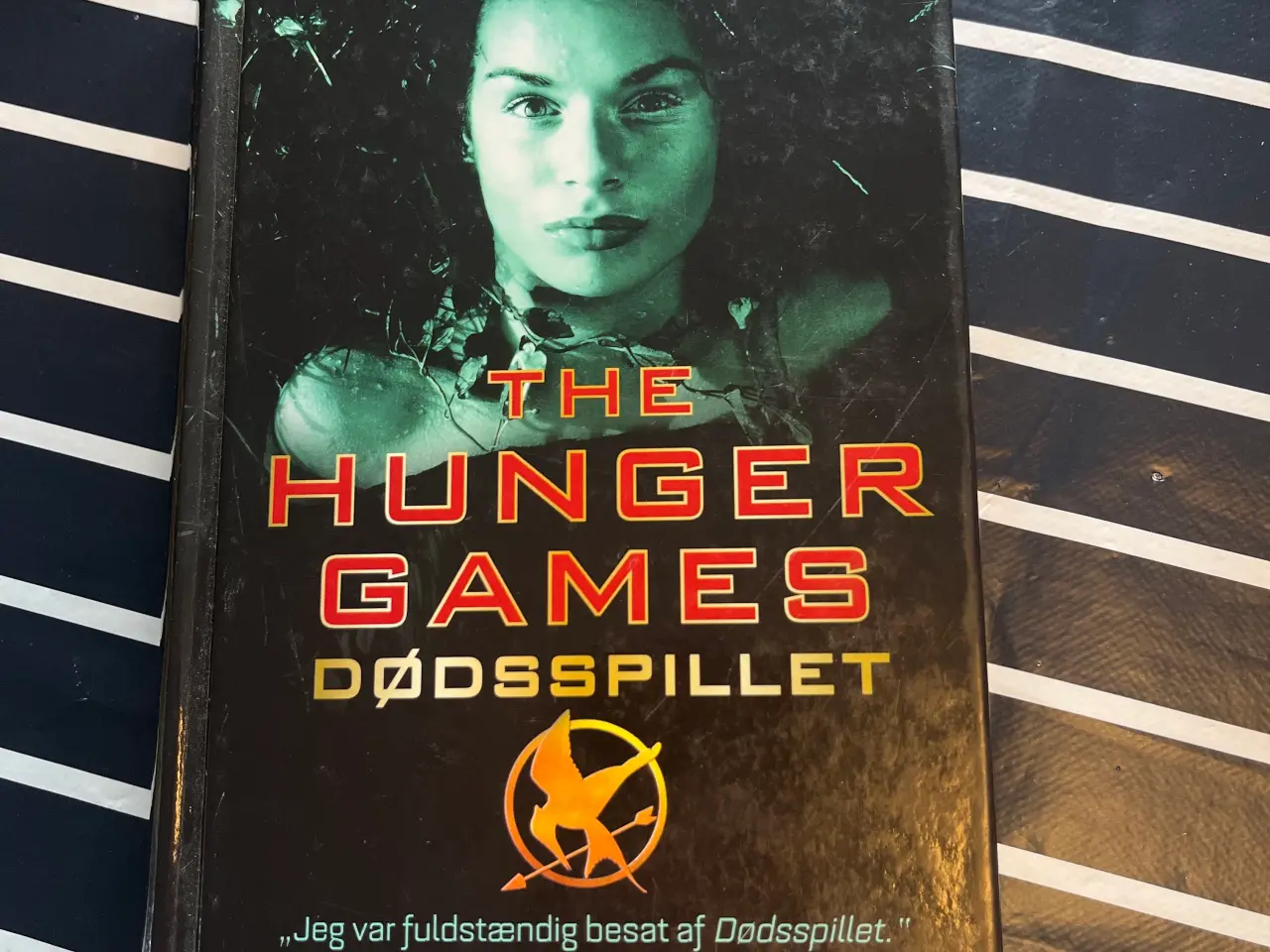 Billede 1 - Bog - The hunger games - Dødsspillet