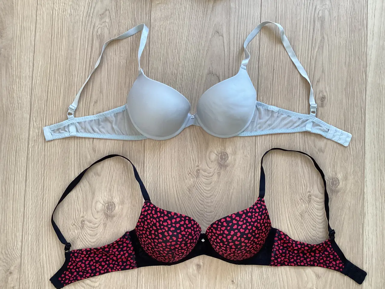 Billede 3 - 4 - BH. str. 75 C - i alt 120 kr.