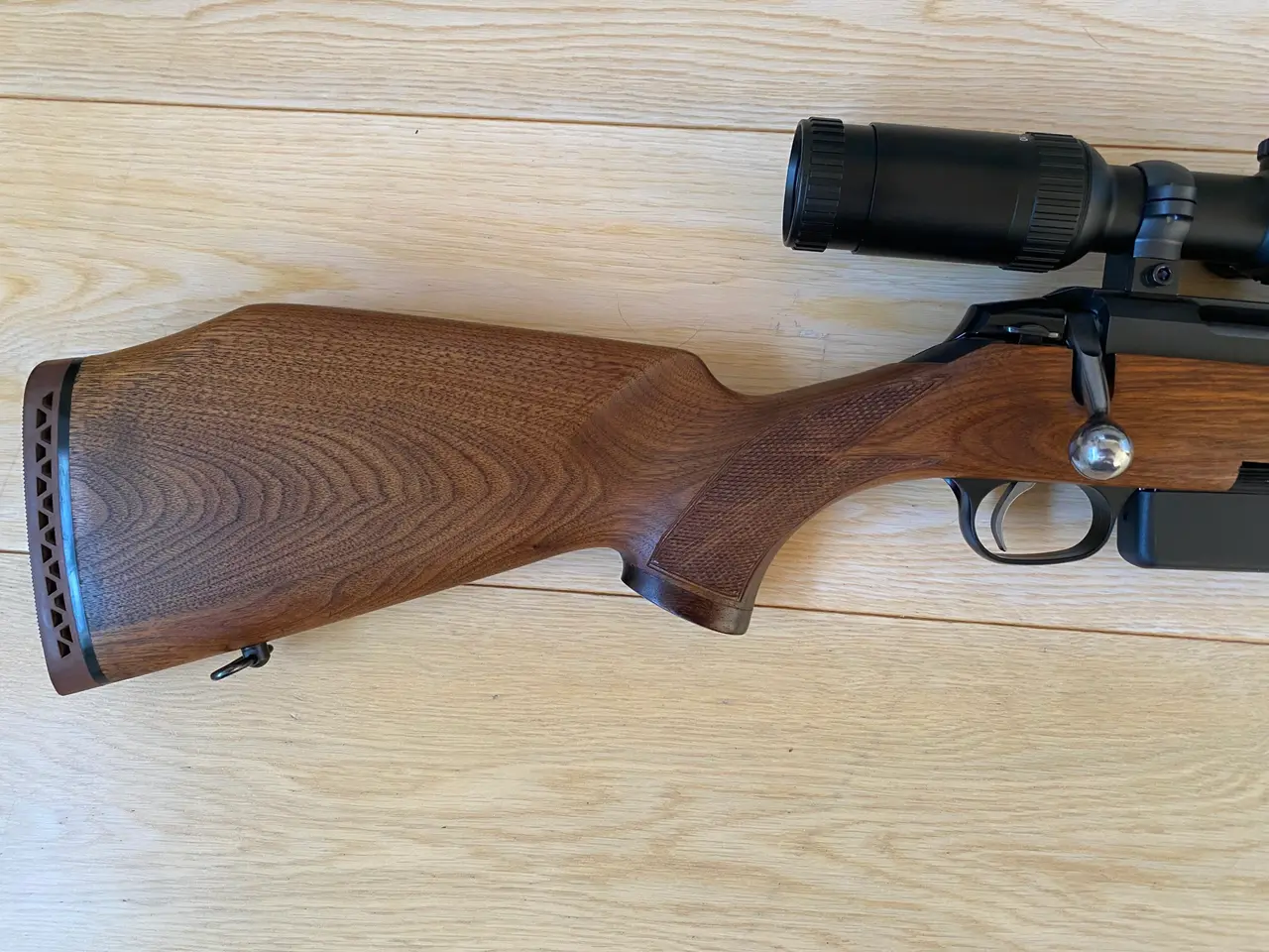 Billede 2 - Tikka 690 Lux 6,5x55 med sigtekikkert