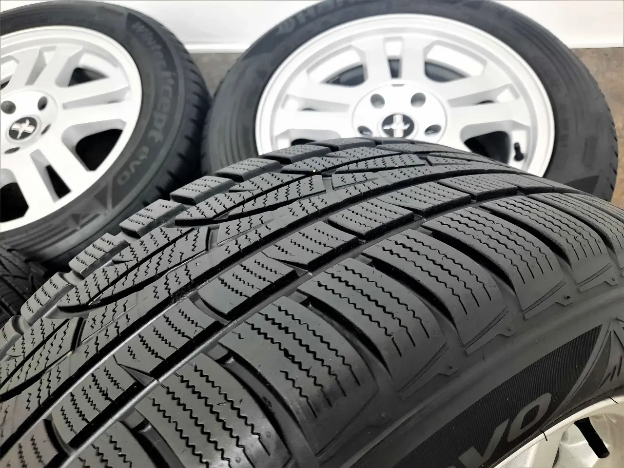 Billede 6 - 5x114,3 17" ET45 Ford Mustang GT vintersæt