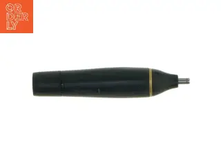 Remington skæg og næsetrimmer med tilbehør fra Remington (str. 14 cm)