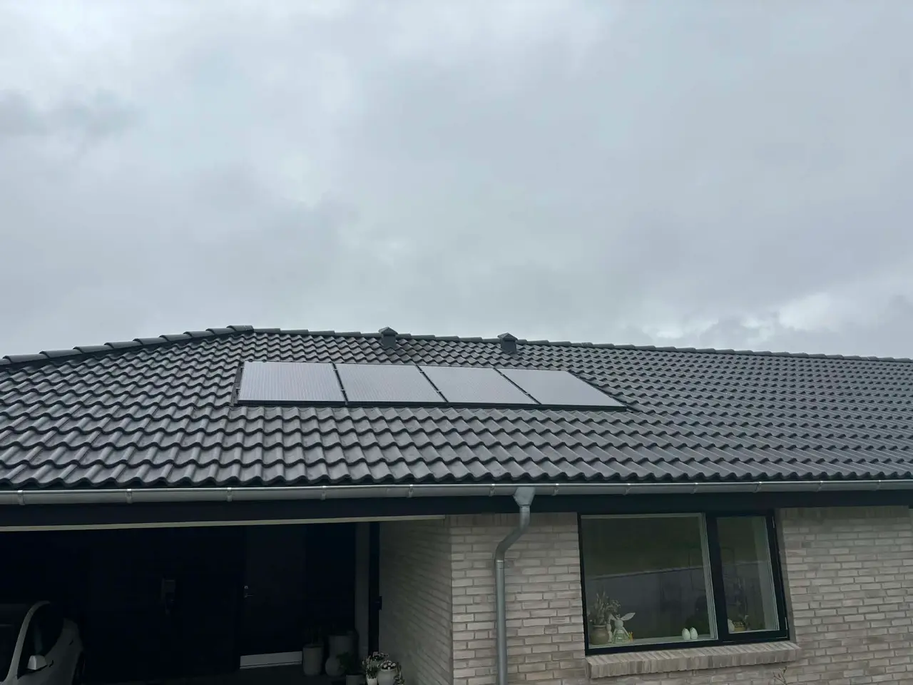 Billede 1 - Komplet Growatt 1,2 kwp solcelleanlæg