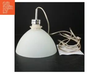 Moderne glas pendellampe fra Halo Tech Design (str. Ø 19,5 cm)