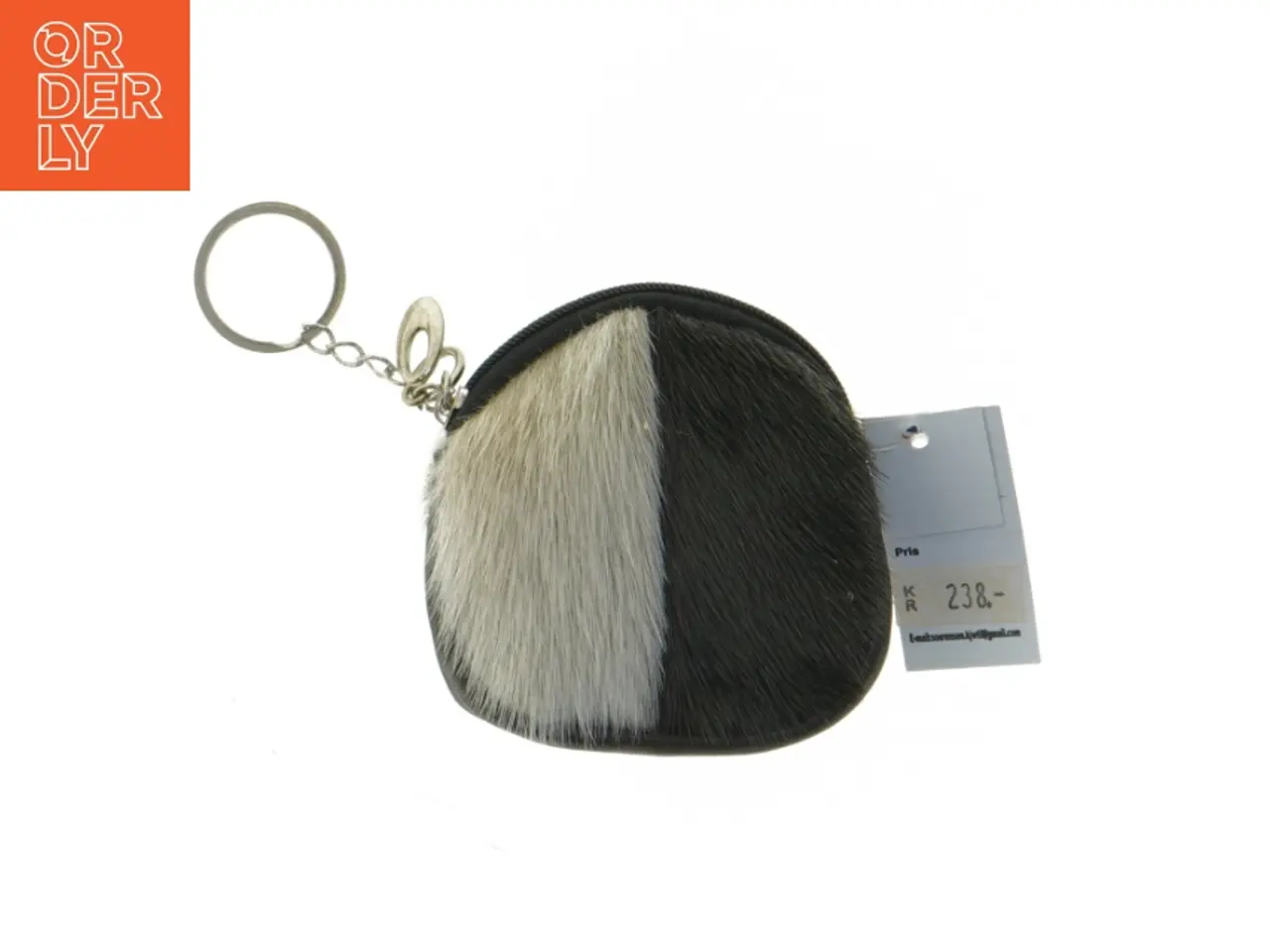 Billede 2 - Punge med nøglering i pels (str. 10x9,5 cm)