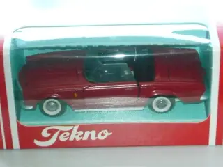 RENOVERET TEKNO MERCEDES BENZ 220