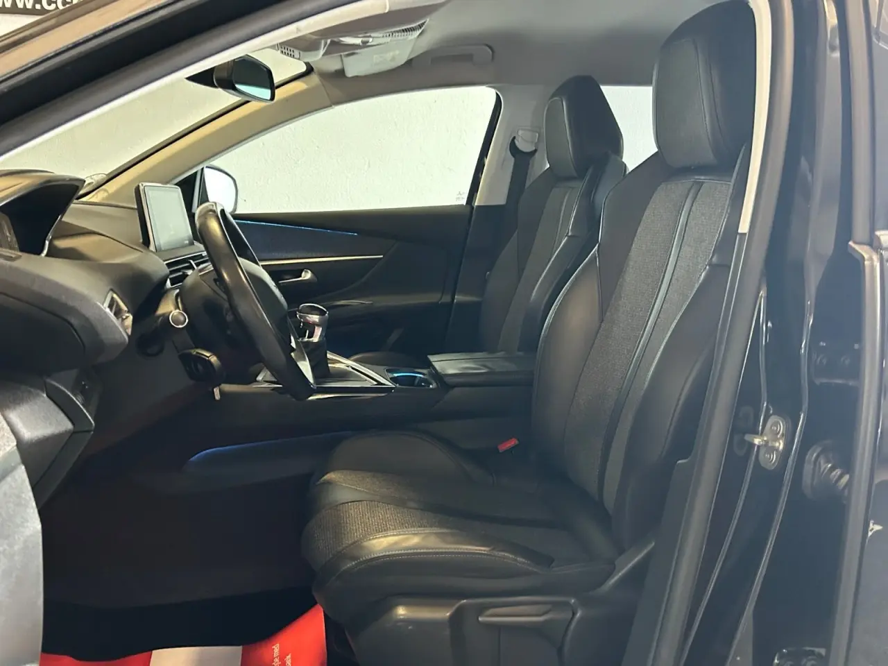 Billede 9 - Peugeot 5008 1,2 e-THP 130 Allure 7prs