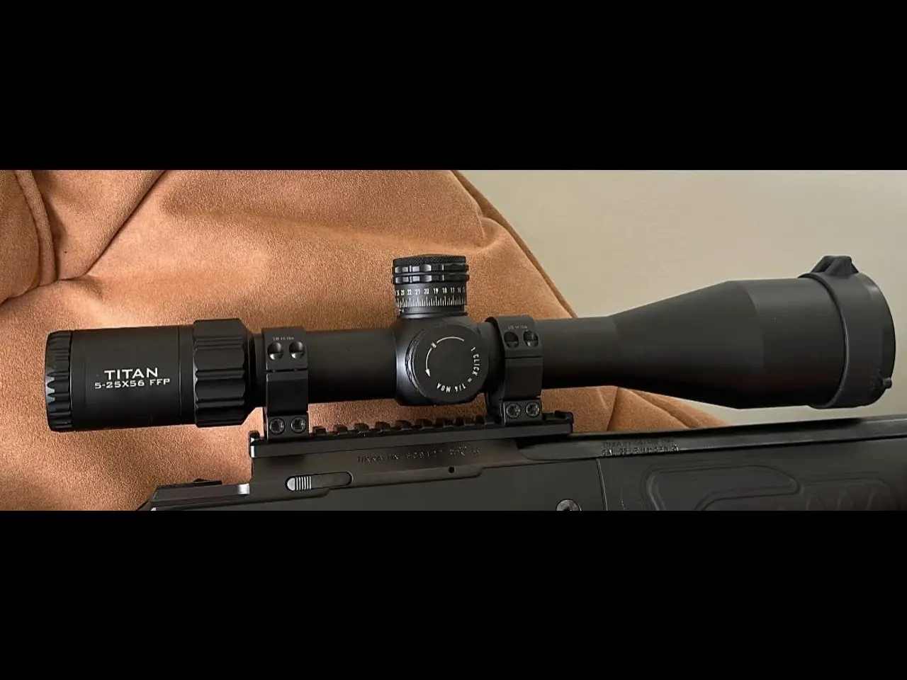 Billede 2 - Element optics titan 5-25x56 FFP MOA