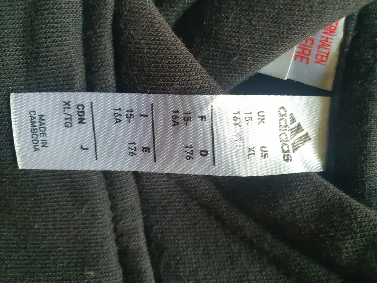 Billede 2 - Adidas træningsdragt, sort.