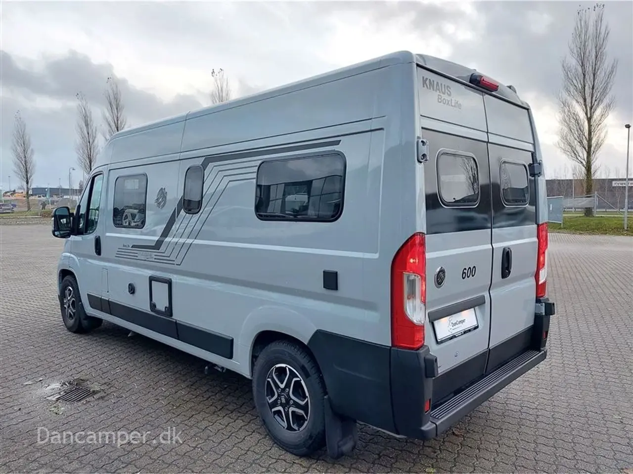 Billede 14 - 2024 - Knaus Boxlife 600 ME Platinum Selection 140 Hk 8 trins aut.gear, adoptiv fartpilot, under 6 meter, stor hæve/sænkbar seng