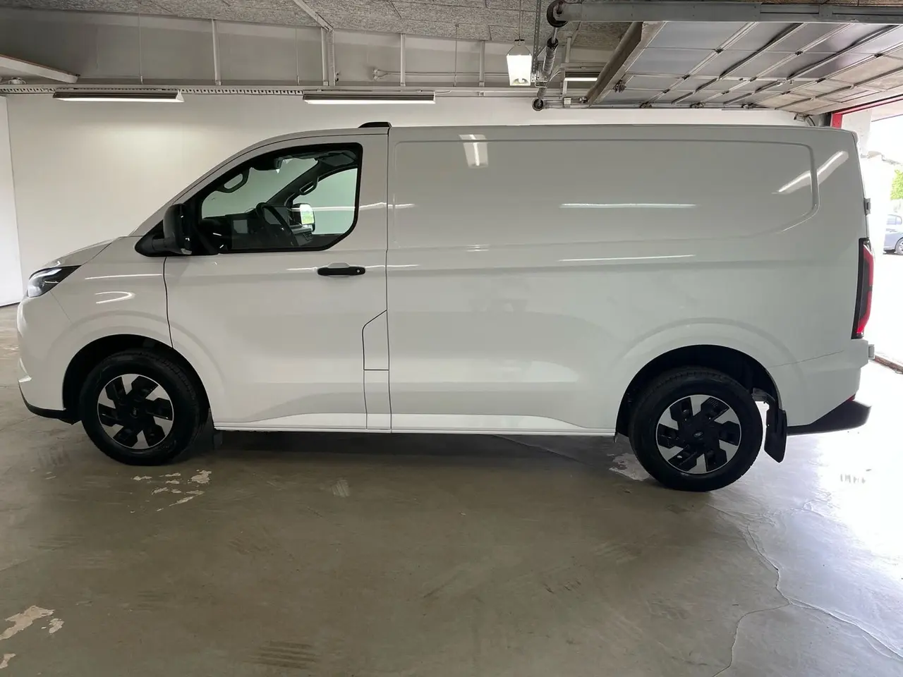 Billede 3 - Ford E-Transit Custom 320 L1 64 Trend