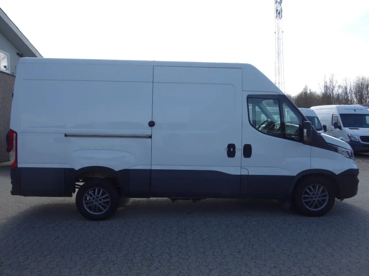 Billede 13 - Iveco Daily 3,0 35S18 12m³ Van AG8