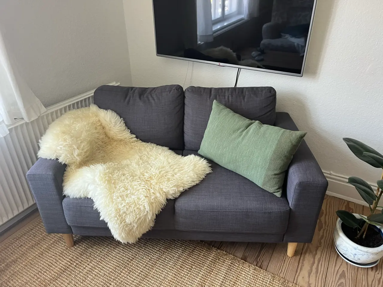 Billede 1 - Sofa måske til kolegie/hybel