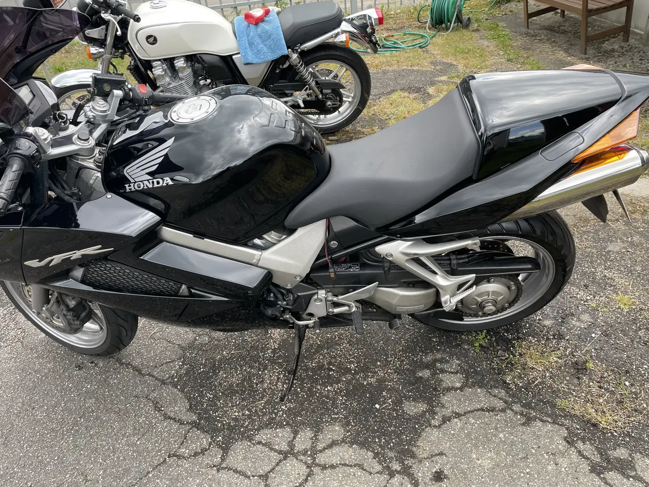 Billede 3 - Honda VFR 800A Vtec