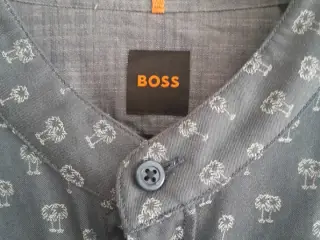 Hugo Boss skjorte str. Xl aldrig brugt