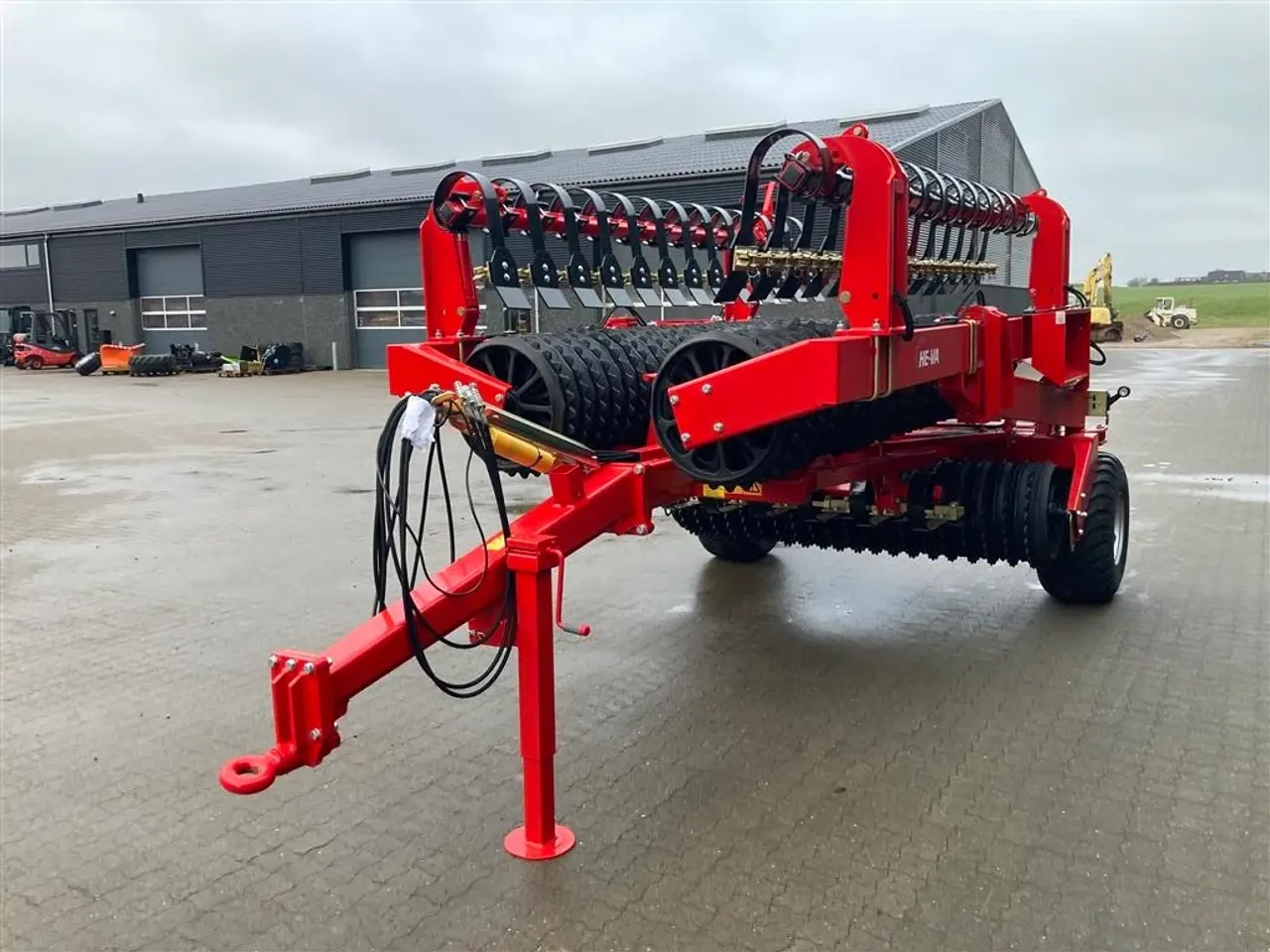 Billede 8 - HE-VA HE-VA TIP ROLLER 8.20 m. Spring-Active-Transfer System - som er en fjederaktiveret vægtoverføring.