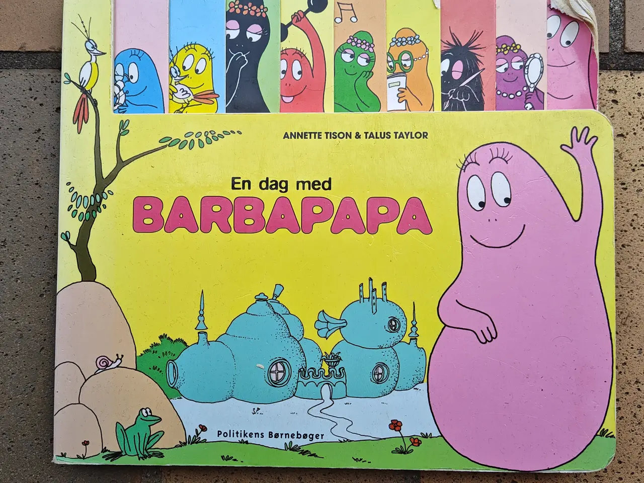 Billede 1 - En dag med Barbapapa BOG