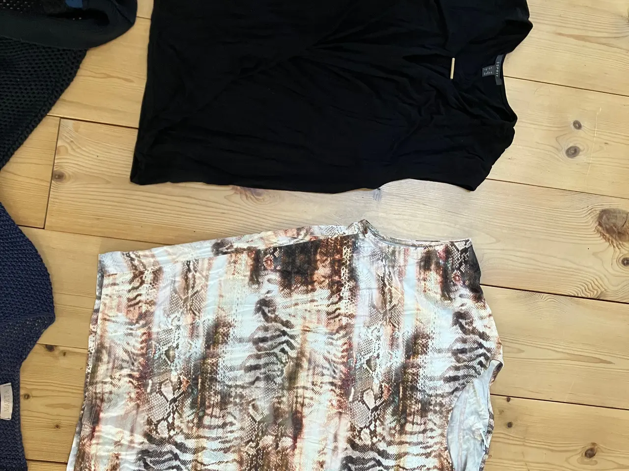 Billede 3 - Sommer overdele 8 stk samlet