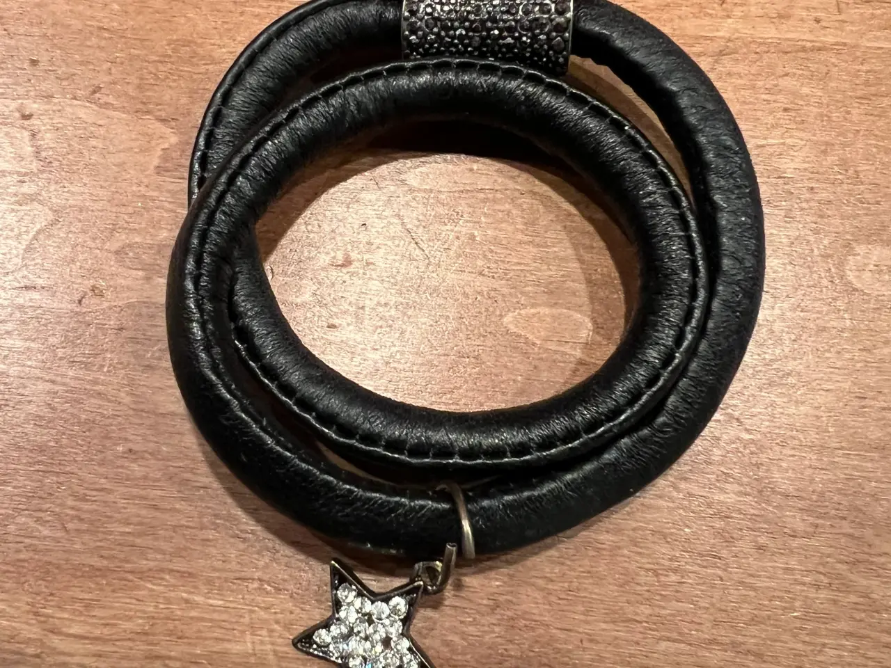 Billede 1 - Smukt armbånd fra pilgrim
