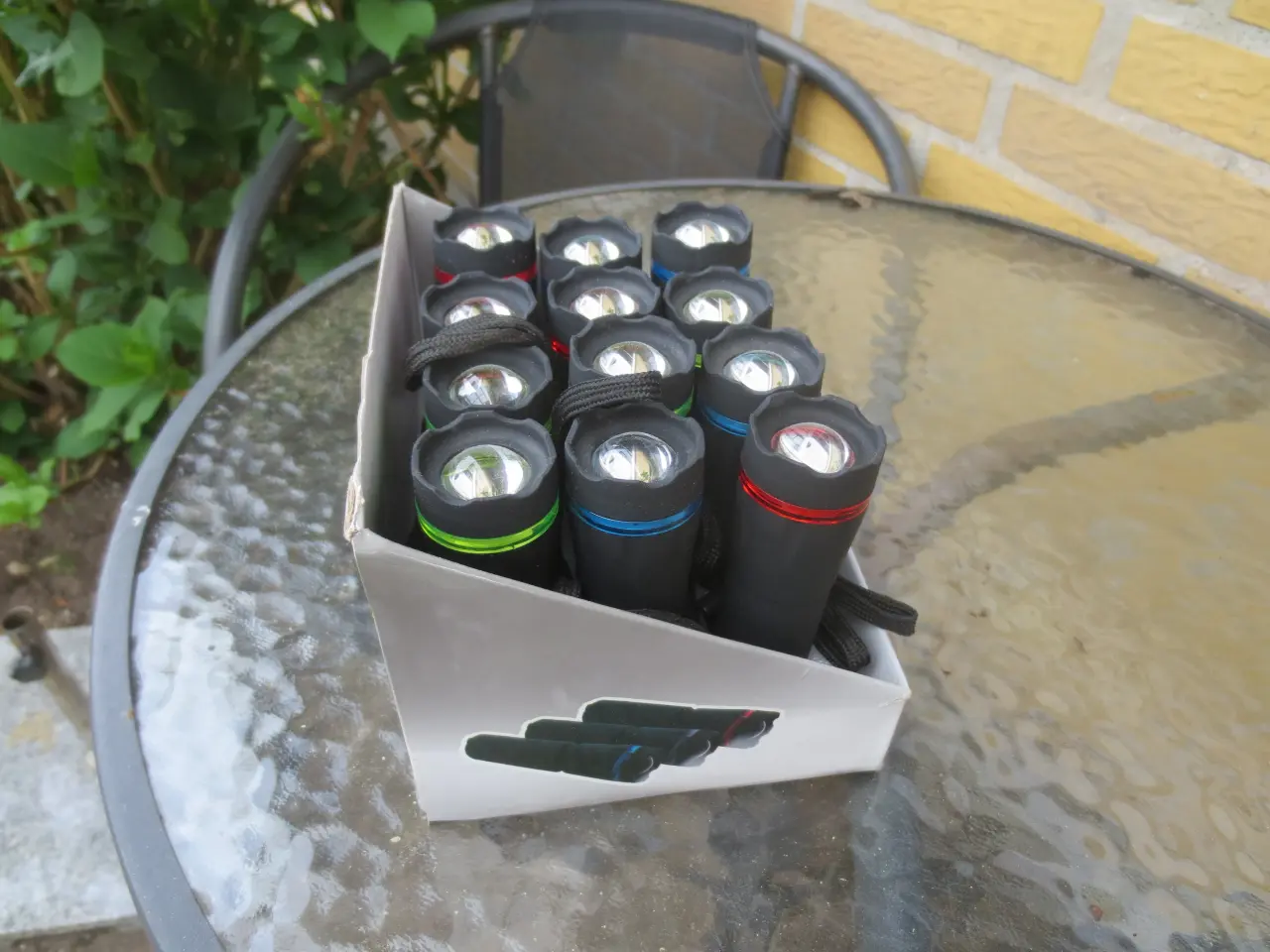 Billede 3 - 12 stk Nye Zoom Flashligt LED