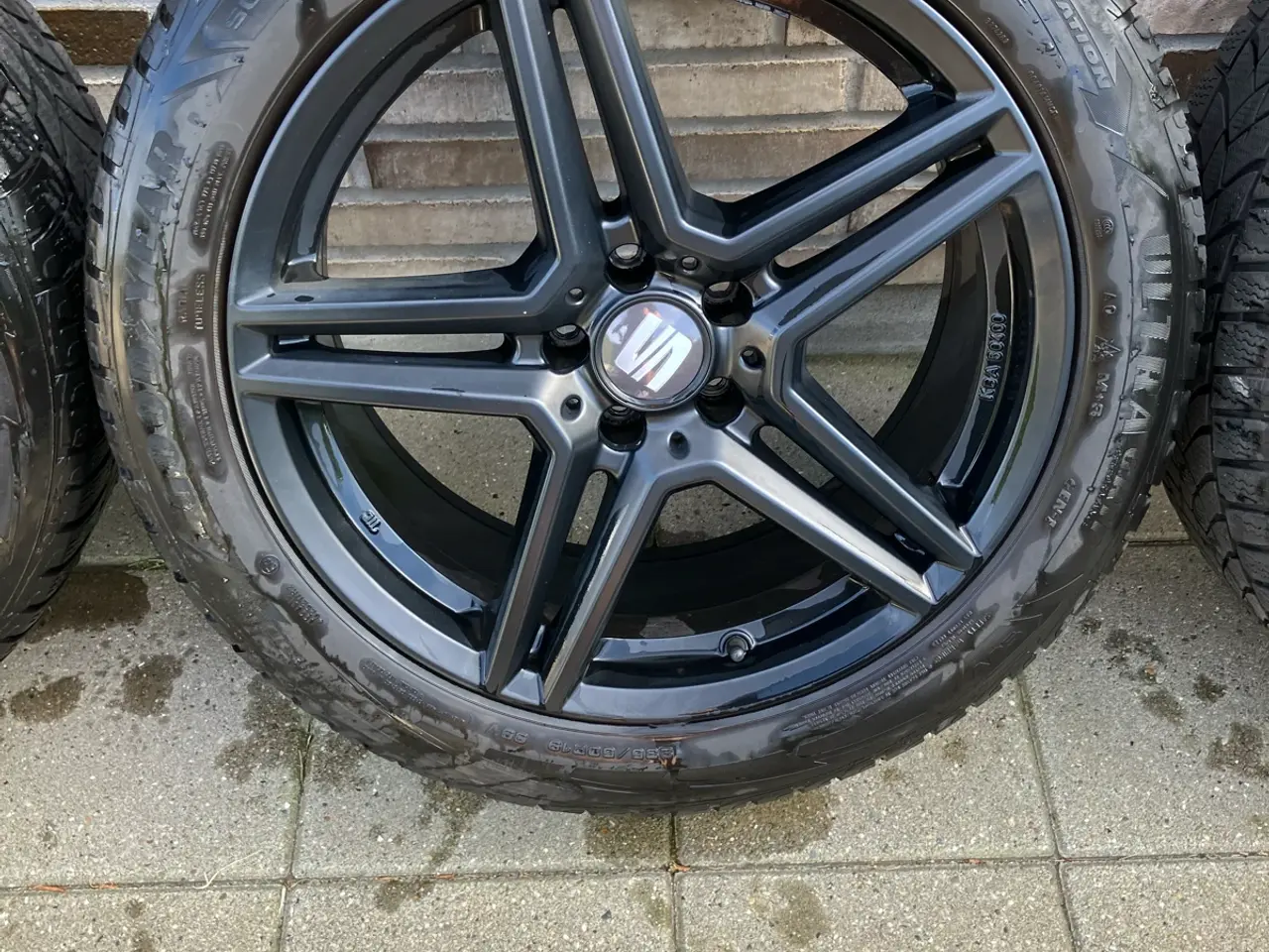 Billede 4 - Alufælge 5 x 112 med Goodyear vinterdæk 235/50R19