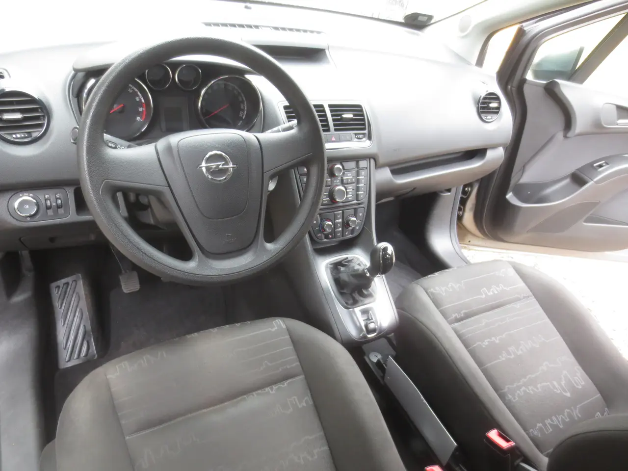 Billede 15 - Opel Meriva 1.4 i År 14. Nysynet.