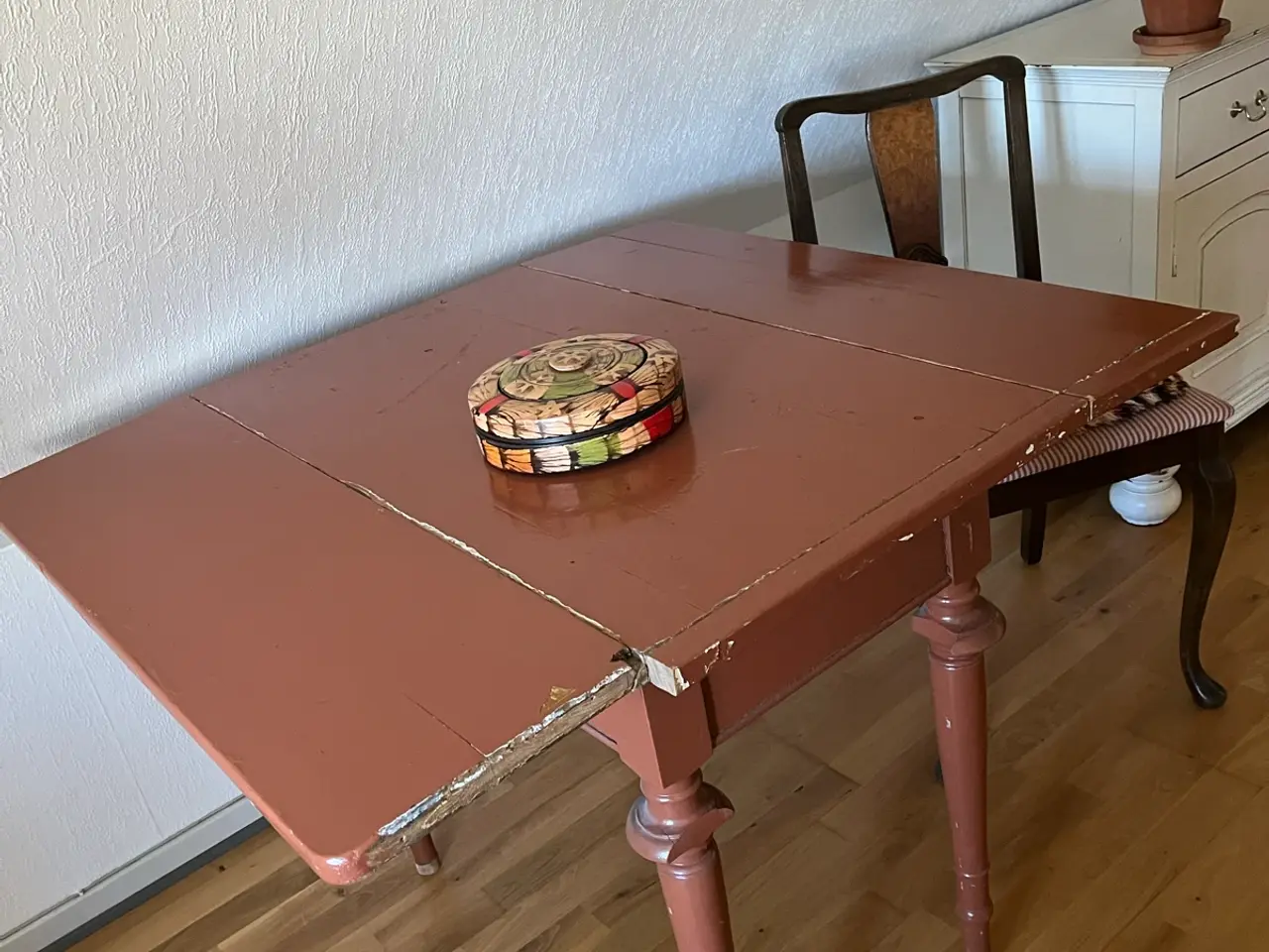 Billede 3 - Spisebord med patina