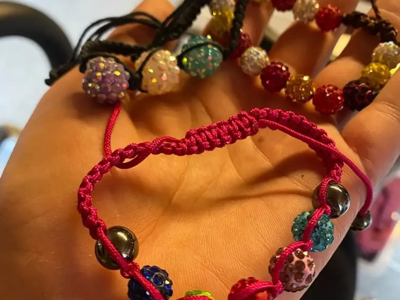 Billede 5 - Nye knyttede armbånd
