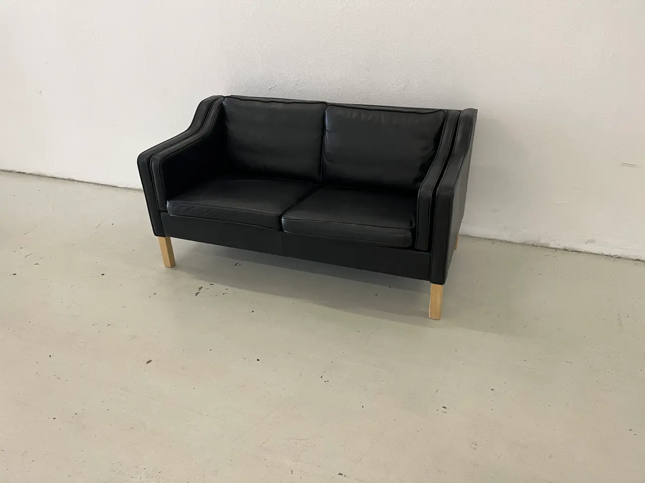 Billede 2 - Mogens Hansen MH195 2 Pers.Sofa i sort Premium.