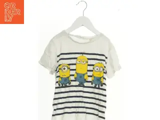 T-shirt med Minions print fra H&M (str. 128)
