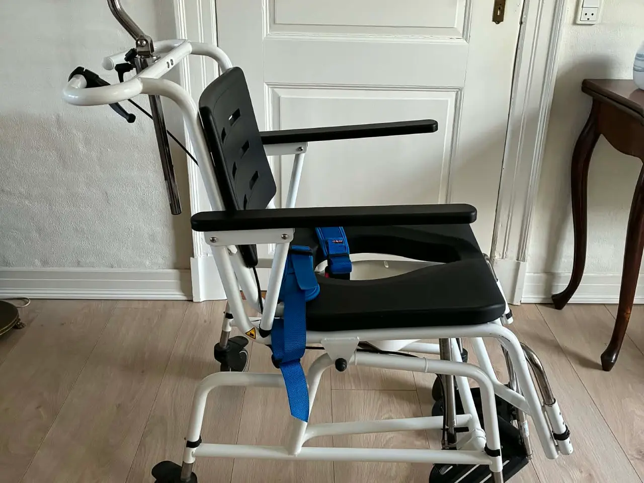 Billede 2 - Toilet og badestol