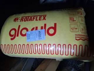 2 pakker glasuld sælges