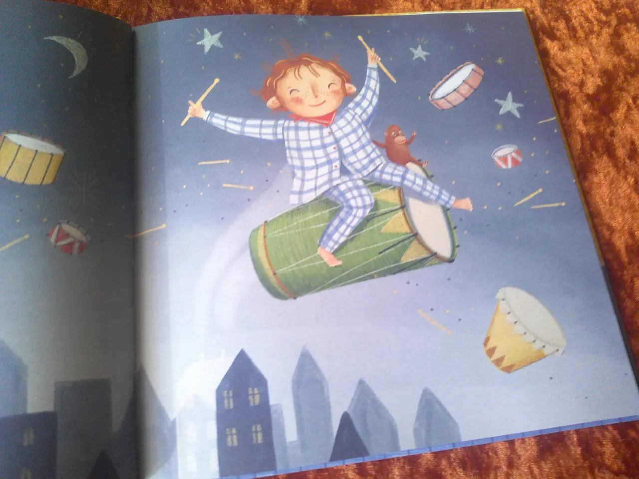 Billede 2 - Louis larmer, Oliver Zahle