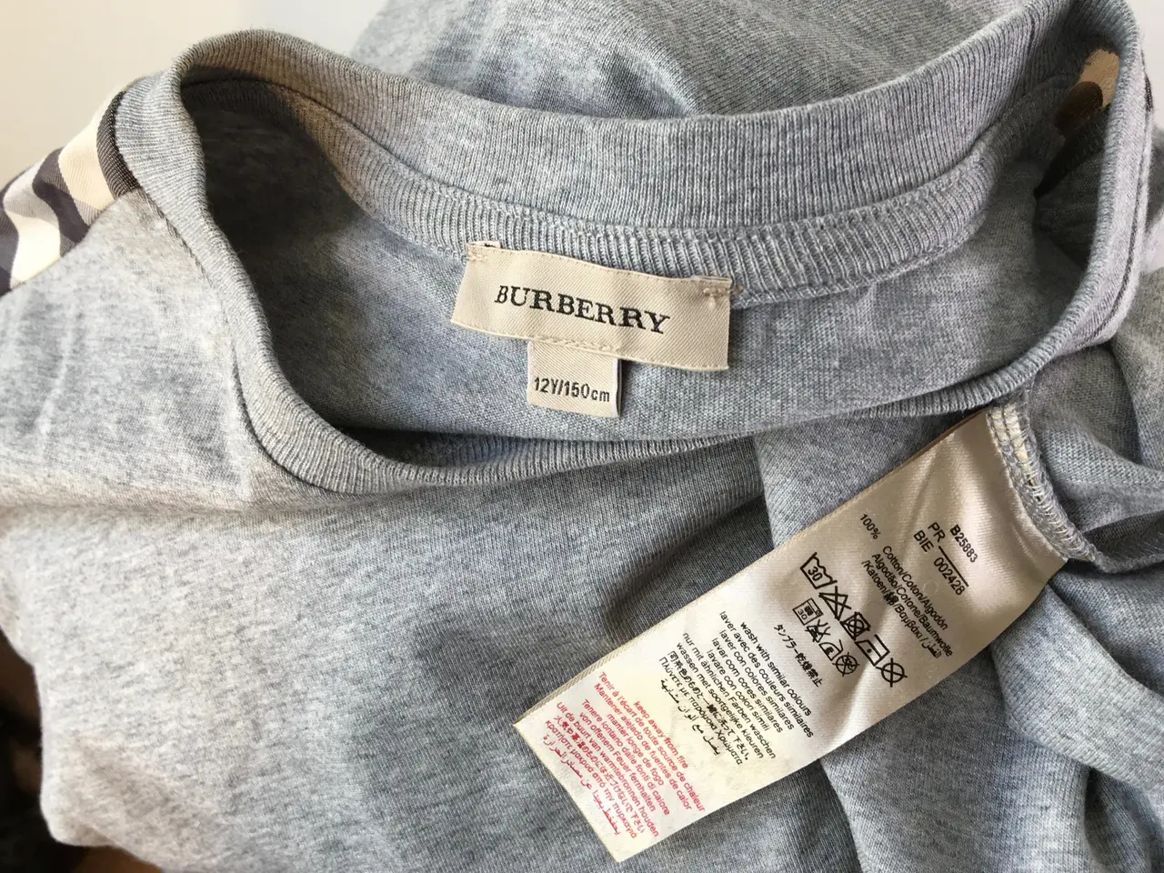 Billede 4 - Burberry, grå langærmet bluse m tern, str 150 - 12