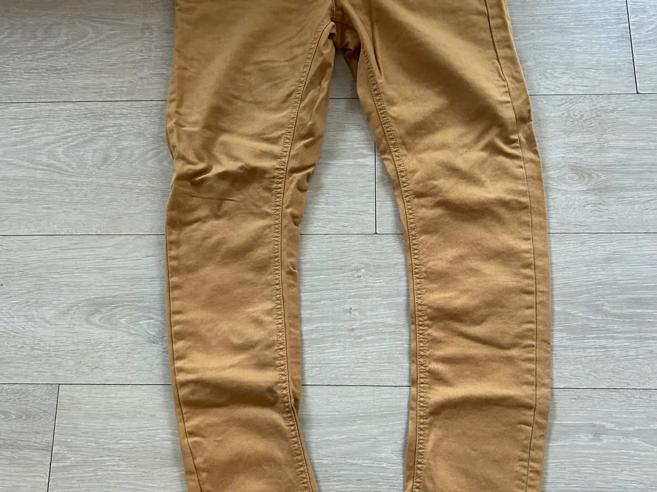 Billede 1 - NYE Cropp chinos / bukser – Str. 28 (Aldrig brugt)