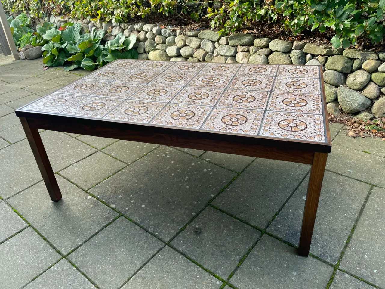Billede 3 - Stort retro kakkelbord/sofabord - 125 x 85 cm