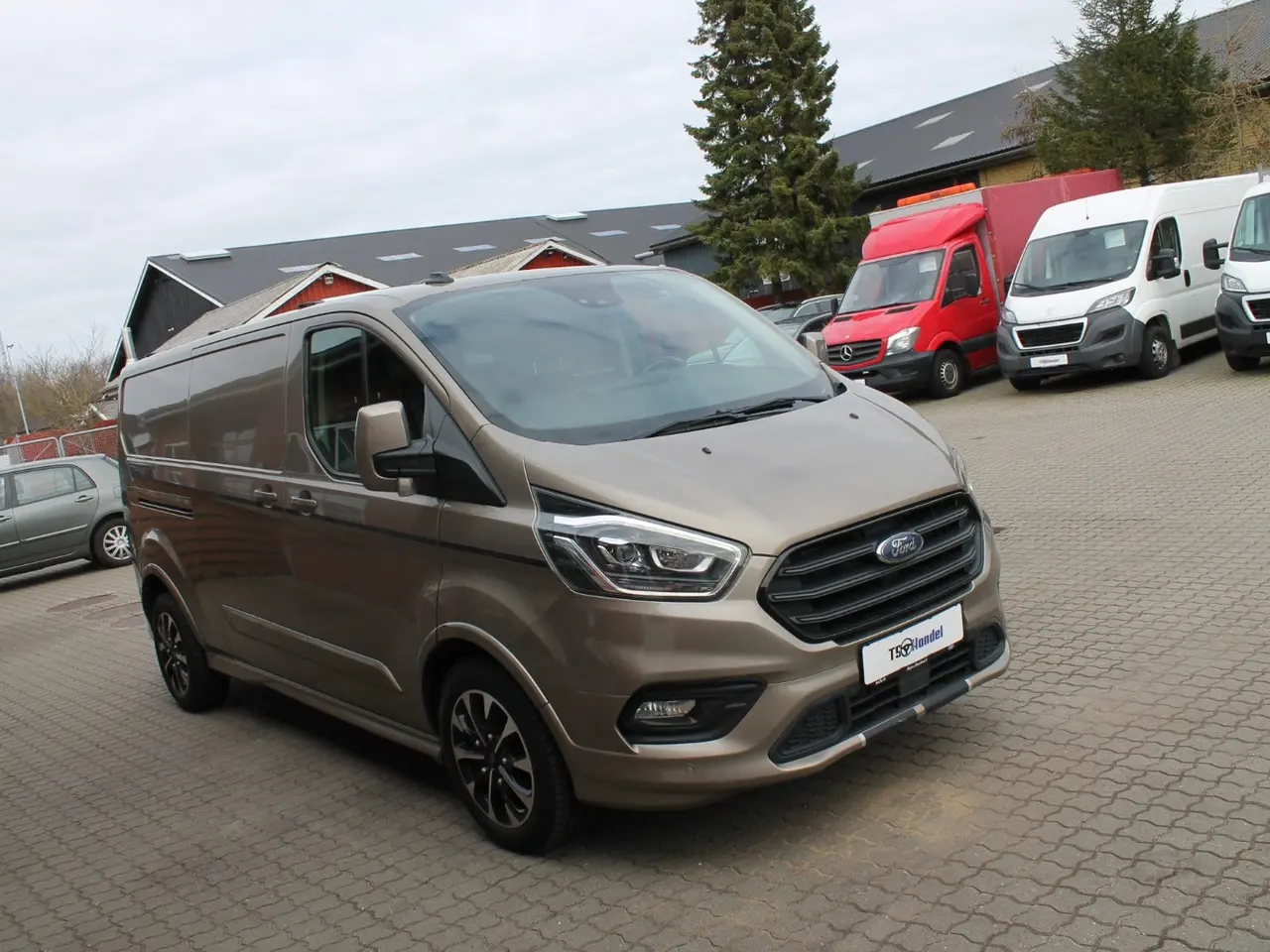 Billede 2 - Ford Transit Custom 320 L2 2,0 TDCi 185 Sport aut.