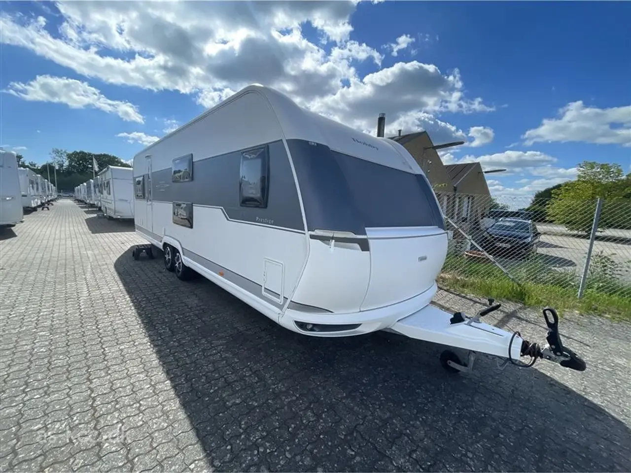 Billede 2 - 2014 - Hobby Prestige 720 UKFe Hobby Prestige 720 UFKE årg. 2014 7 sovepladser, 8 siddepladser.