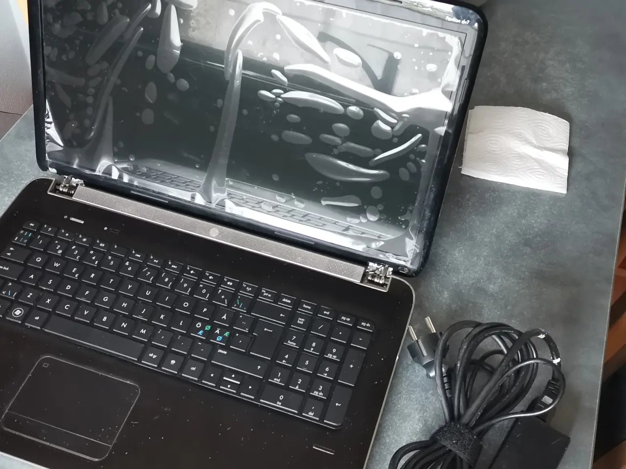Billede 3 - HP Pavilion DV7 17.3" Intel i7 AMD Graffikort 