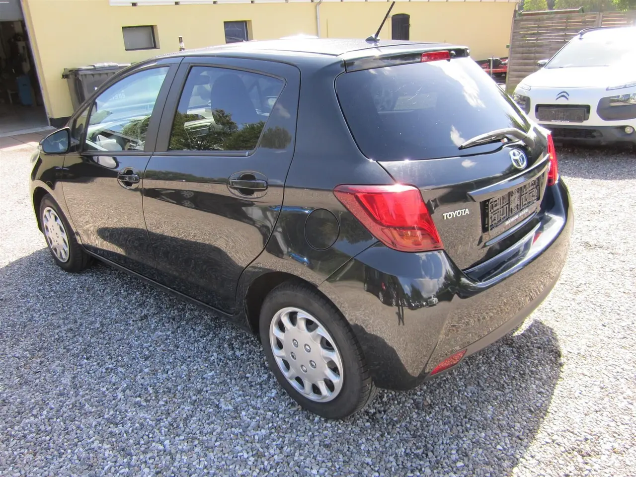 Billede 4 - Toyota Yaris 1,0 VVT-I T1 Style 69HK 5d