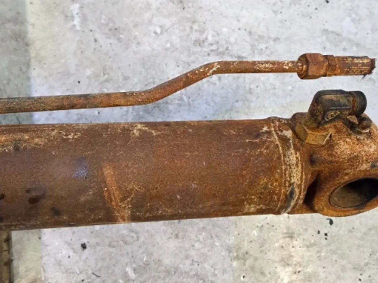 Billede 10 - New Holland LB115B Cylinder 85800070