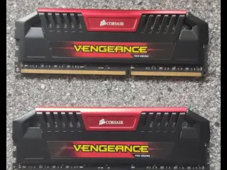 3 stk Corsair Vengance Pro 8GB 2400Mhz DDR3
