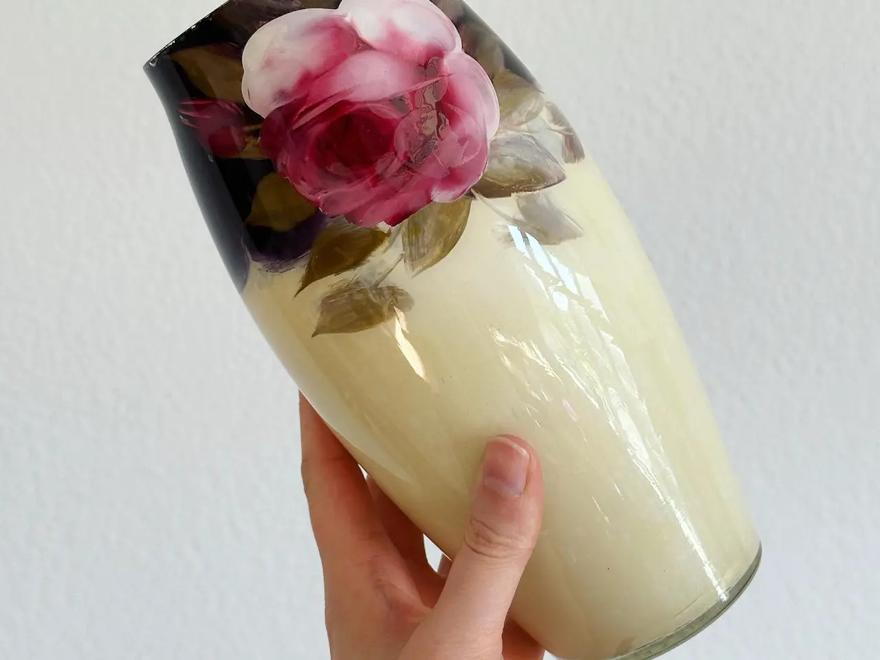 Billede 2 - Antik glasvase m bemaling indeni, NB