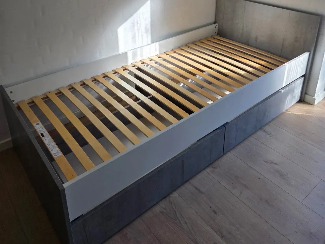 Billede 1 - Seng 90x200 cm med opbevaring