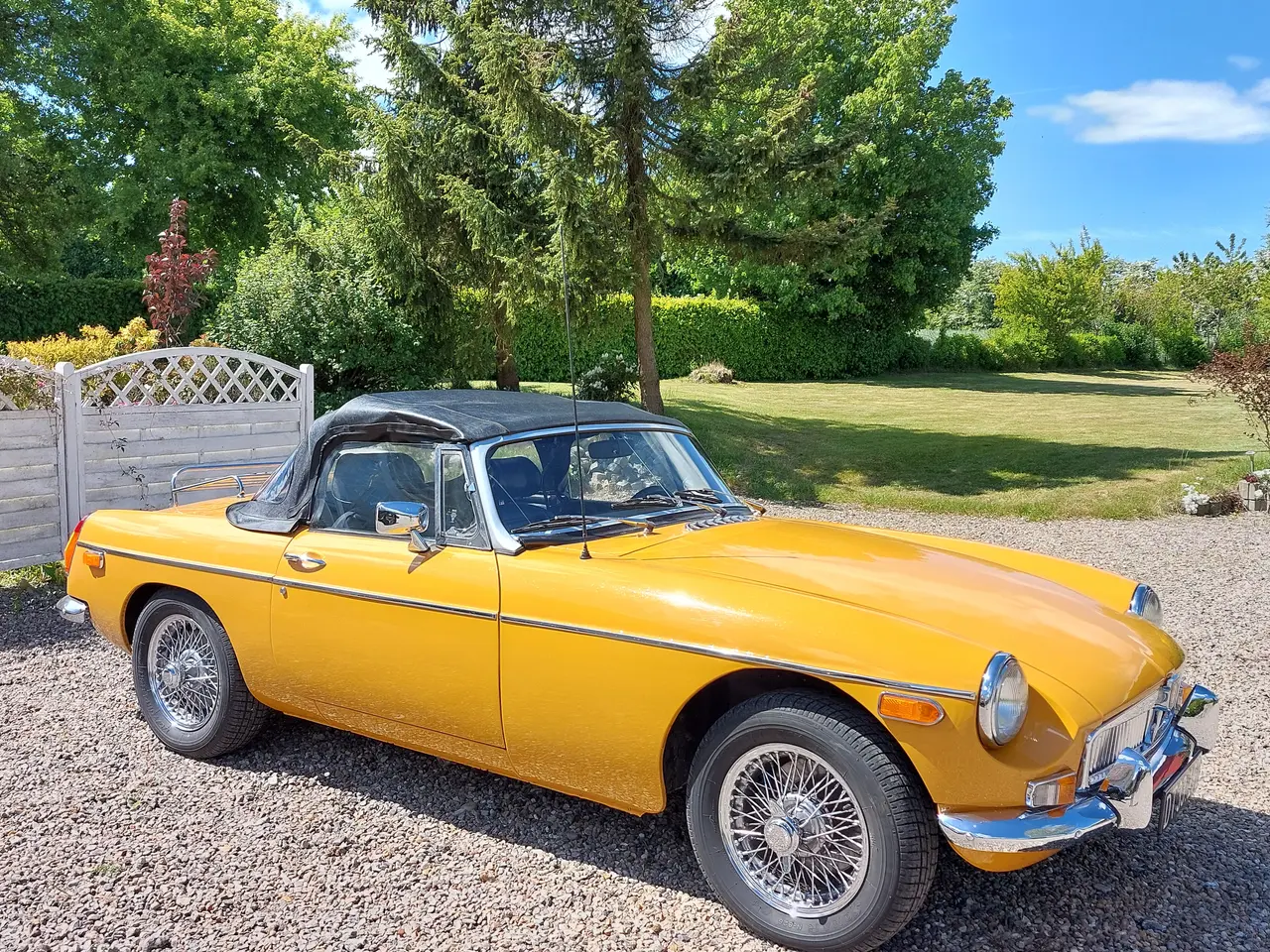 Billede 2 - MG B Cabriolet med overdrev
