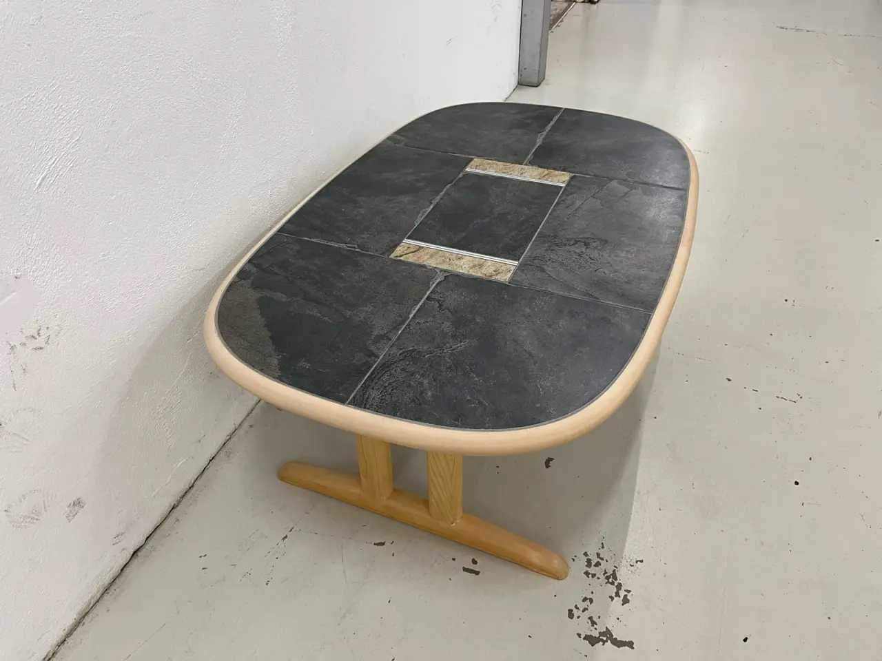 Billede 7 - Eksklusivt Gangsø Sofabord med keramisk bordplade.