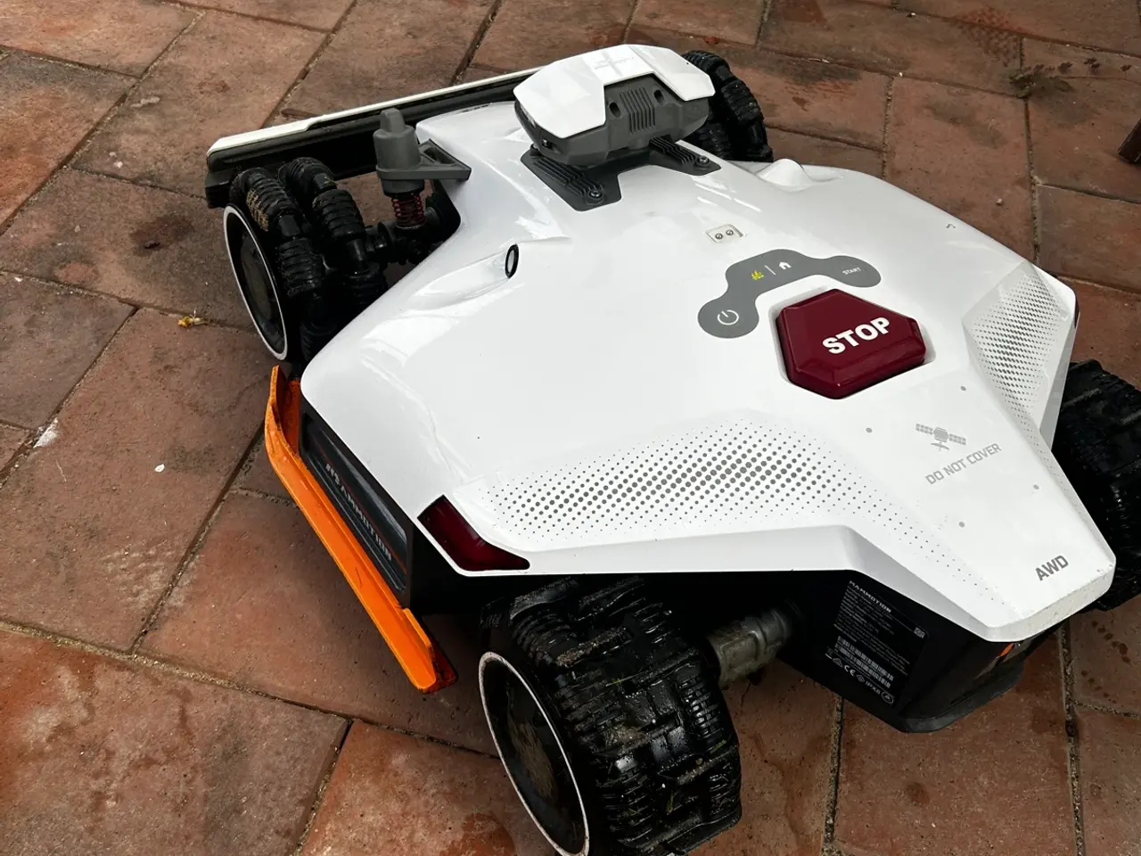 Billede 2 - Robot plæneklipper sælges