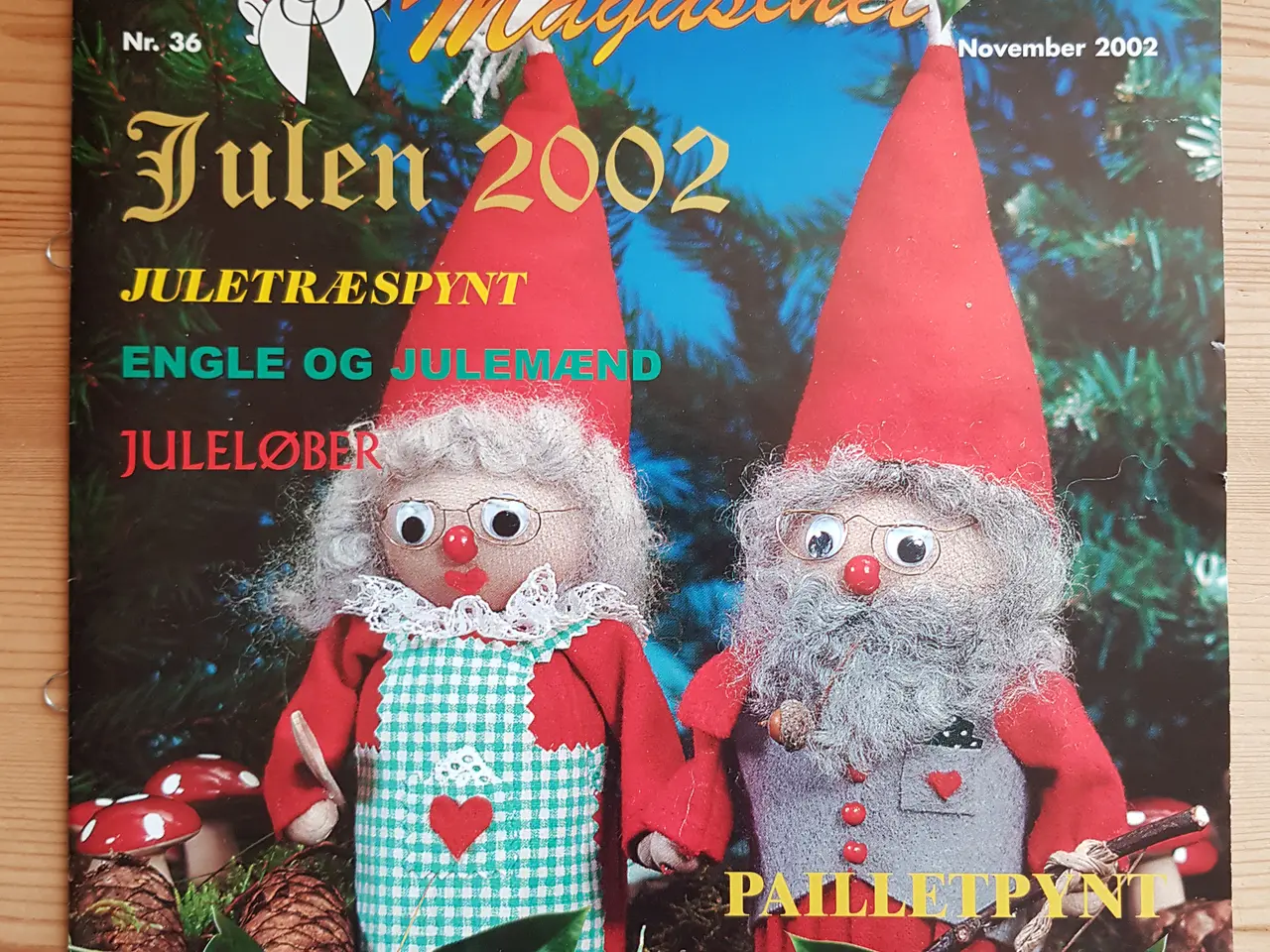 Billede 3 - Juleblade og julehæfter