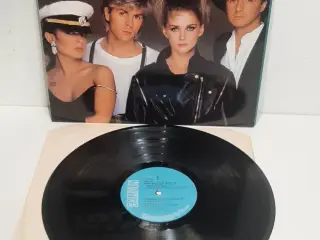 BUCKS FIZZ VINYL